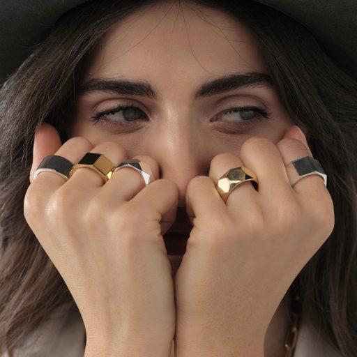 Anello